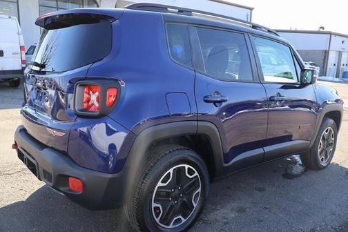 2016 Jeep Renegade Trailhawk
