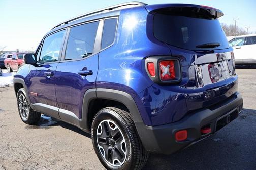 2016 Jeep Renegade Trailhawk