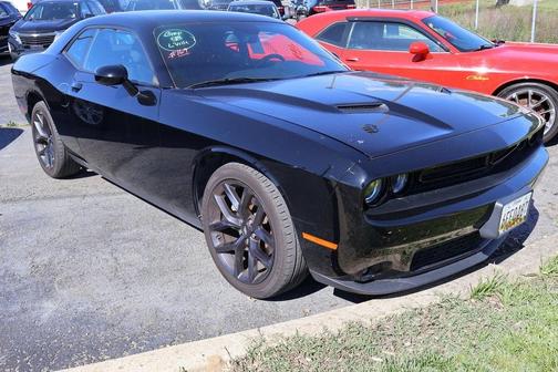 2022 Dodge Challenger SXT