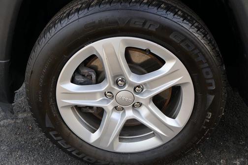 2023 Jeep Compass Sport