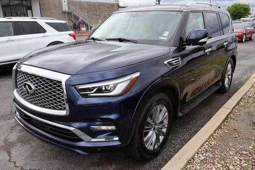 2022 INFINITI QX80 Luxe