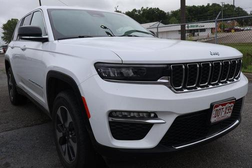 Bright White Clearcoat 2024 Jeep Grand Cherokee 4xe Base