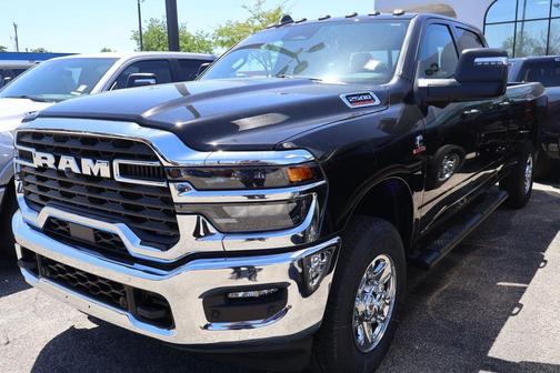 Diamond Black 2026 RAM 2500 Tradesman
