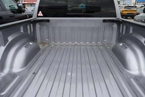 Billet Silver Metallic Clearcoat 2026 RAM 1500 Big Horn/Lone Star