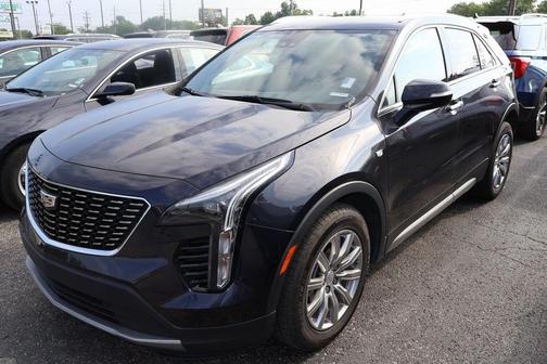2023 Cadillac XT4 Premium Luxury