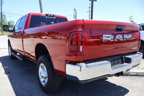 Molten Red Pearlcoat 2026 RAM 2500 Tradesman