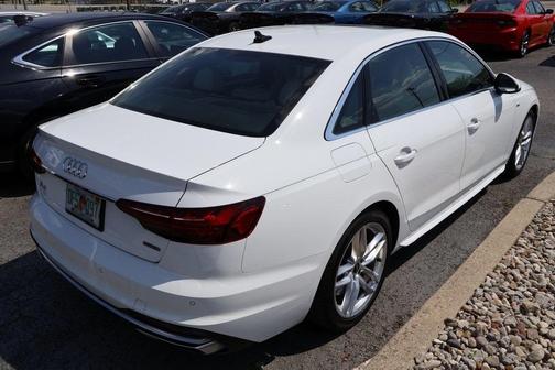 2023 Audi A4 45 S line Premium Plus