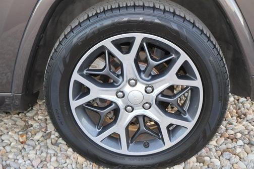 2019 Jeep Grand Cherokee Overland