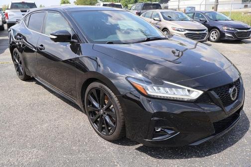 2021 Nissan Maxima SR