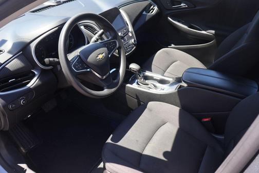 Sterling Gray Metallic 2024 Chevrolet Malibu LT