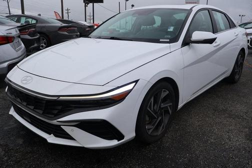 2024 Hyundai ELANTRA Limited