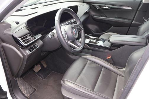 Summit White 2024 Buick Envision Preferred