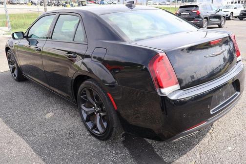 2022 Chrysler 300 S