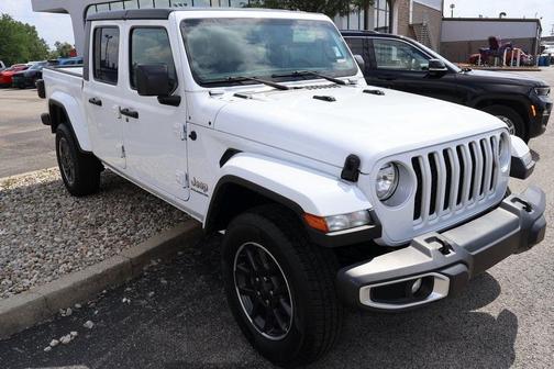 2023 Jeep Gladiator Overland
