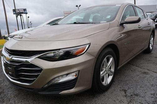 Mineral Gray Metallic 2024 Chevrolet Malibu LT
