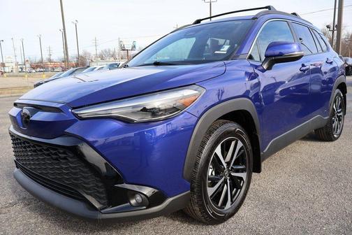 2023 Toyota Corolla Cross Hybrid XSE
