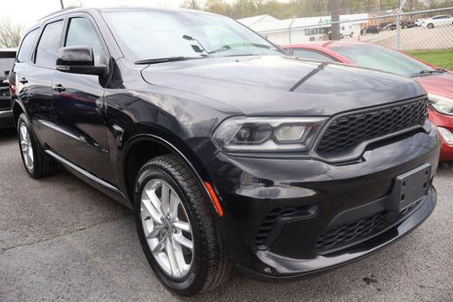 DB Black Crystal Clearcoat 2024 Dodge Durango GT