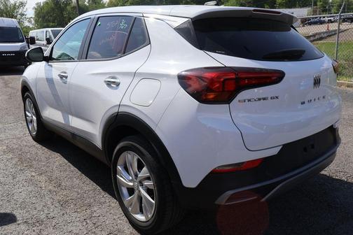 Summit White 2025 Buick Encore GX Preferred