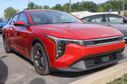 Currant Red 2025 Kia K4