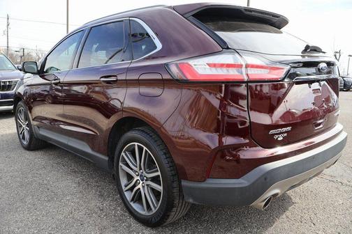 2020 Ford Edge Titanium