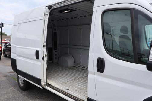 Bright White Clearcoat 2025 RAM ProMaster 3500 High Roof