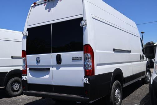 Bright White Clearcoat 2026 RAM ProMaster 3500 Base