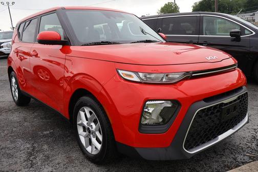 Inferno Red 2022 Kia Soul LX
