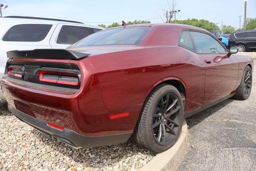 Octane Red Pearlcoat 2023 Dodge Challenger R/T