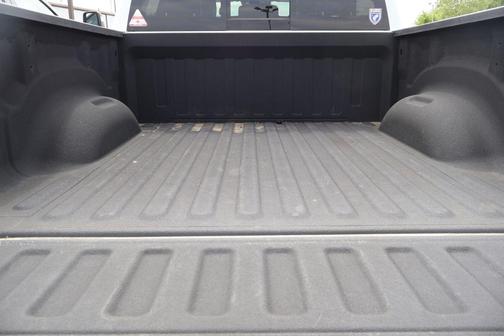 Bright White Clearcoat 2022 RAM 1500 Laramie