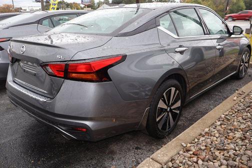 2022 Nissan Altima 2.5 SL