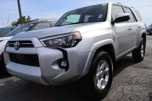 Classic Silver Metallic 2024 Toyota 4Runner SR5