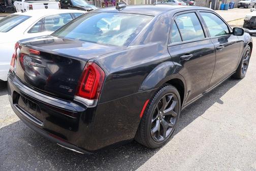 2022 Chrysler 300 S