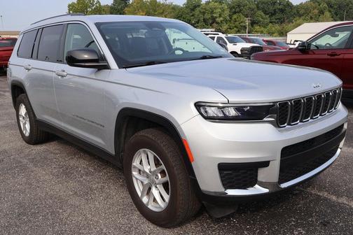 2023 Jeep Grand Cherokee L Laredo