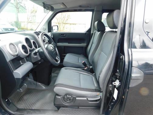 2005 Honda Element LX