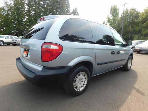 2005 Dodge Caravan SE