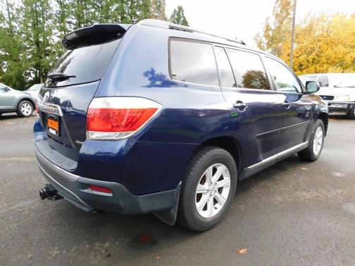 2013 Toyota Highlander SE