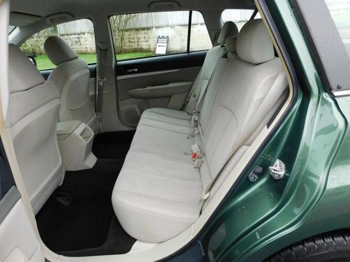 2014 Subaru Outback 2.5i