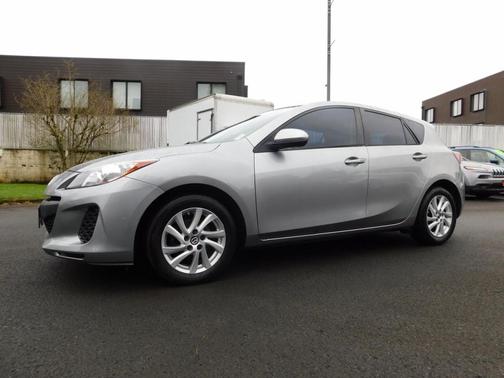 2013 Mazda Mazda3 i Touring