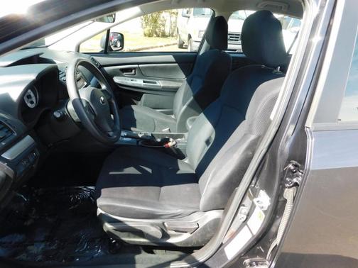 2012 Subaru Impreza 2.0i