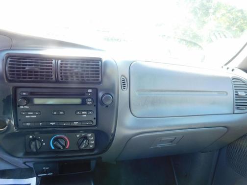 2004 Ford Ranger XL