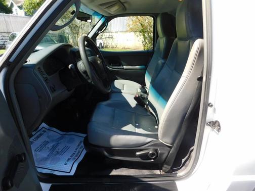 2004 Ford Ranger XL