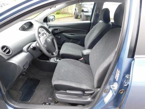 2007 Toyota Yaris S