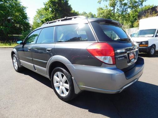 Grey 2009 Subaru Outback 2.5 i Special Edition