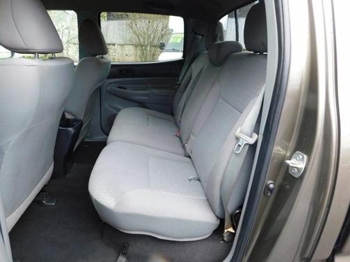 2013 Toyota Tacoma Base