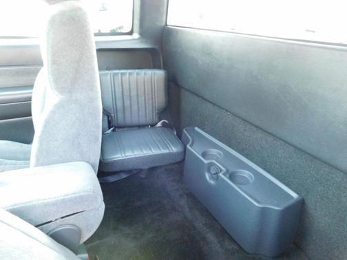 2002 Chevrolet S-10 Base