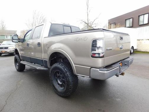 2005 Ford F-150 Lariat SuperCrew