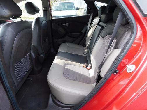 2011 Hyundai TUCSON GLS