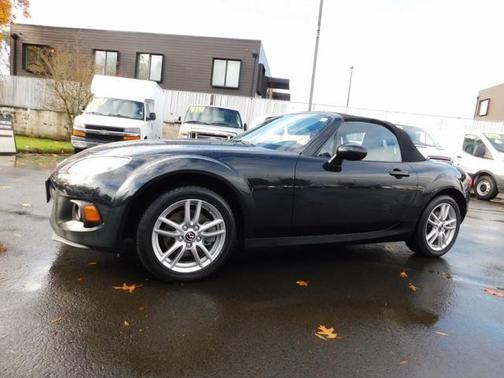 2015 Mazda MX-5 Miata Sport