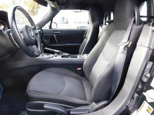 2015 Mazda MX-5 Miata Sport
