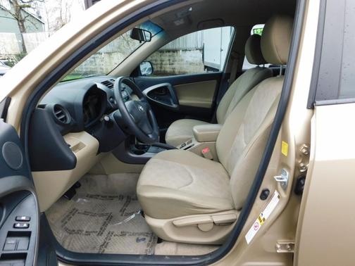 2011 Toyota RAV4 Sport